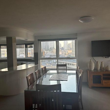Zenith Ocean Front Apartments Голд-Кост Екстер'єр фото