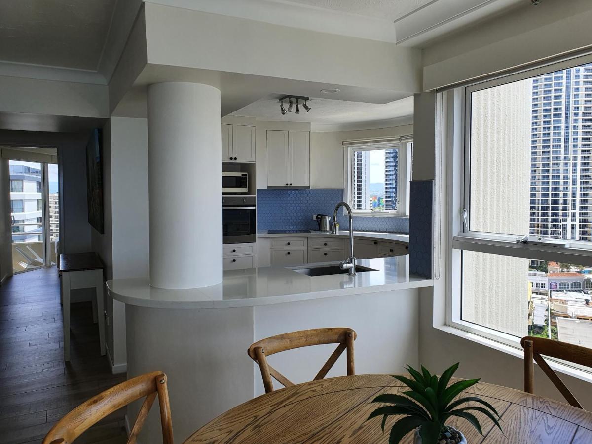 Zenith Ocean Front Apartments Голд-Кост Екстер'єр фото